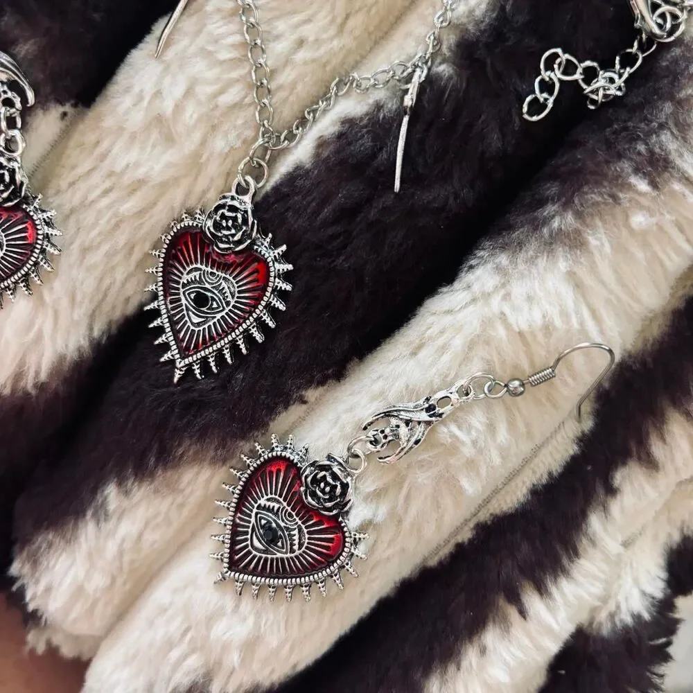 Unbranded Women's Silver and Black Jewellery